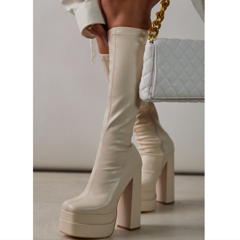 𝙍𝙀𝙎𝙏𝙊𝘾𝙆𝙀𝘿🖤𝑽𝒆𝒓𝒔𝒂𝒄𝒆 𝑽𝒊𝒃𝒆𝒔 𝑲𝒏𝒆𝒆 𝑩𝒐𝒐𝒕 - BONE WHITE